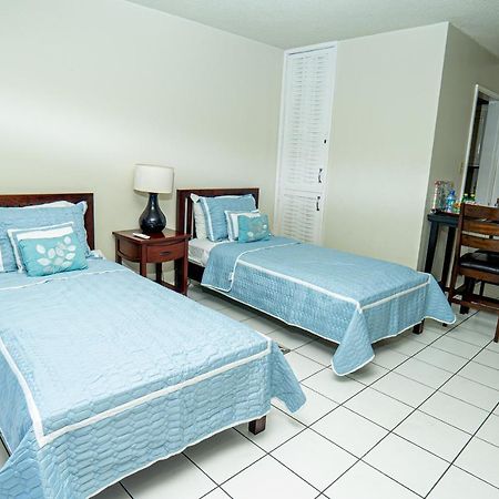 Welcome To Stunning Ocean Views At Studio 503 Монтего Бей Екстериор снимка