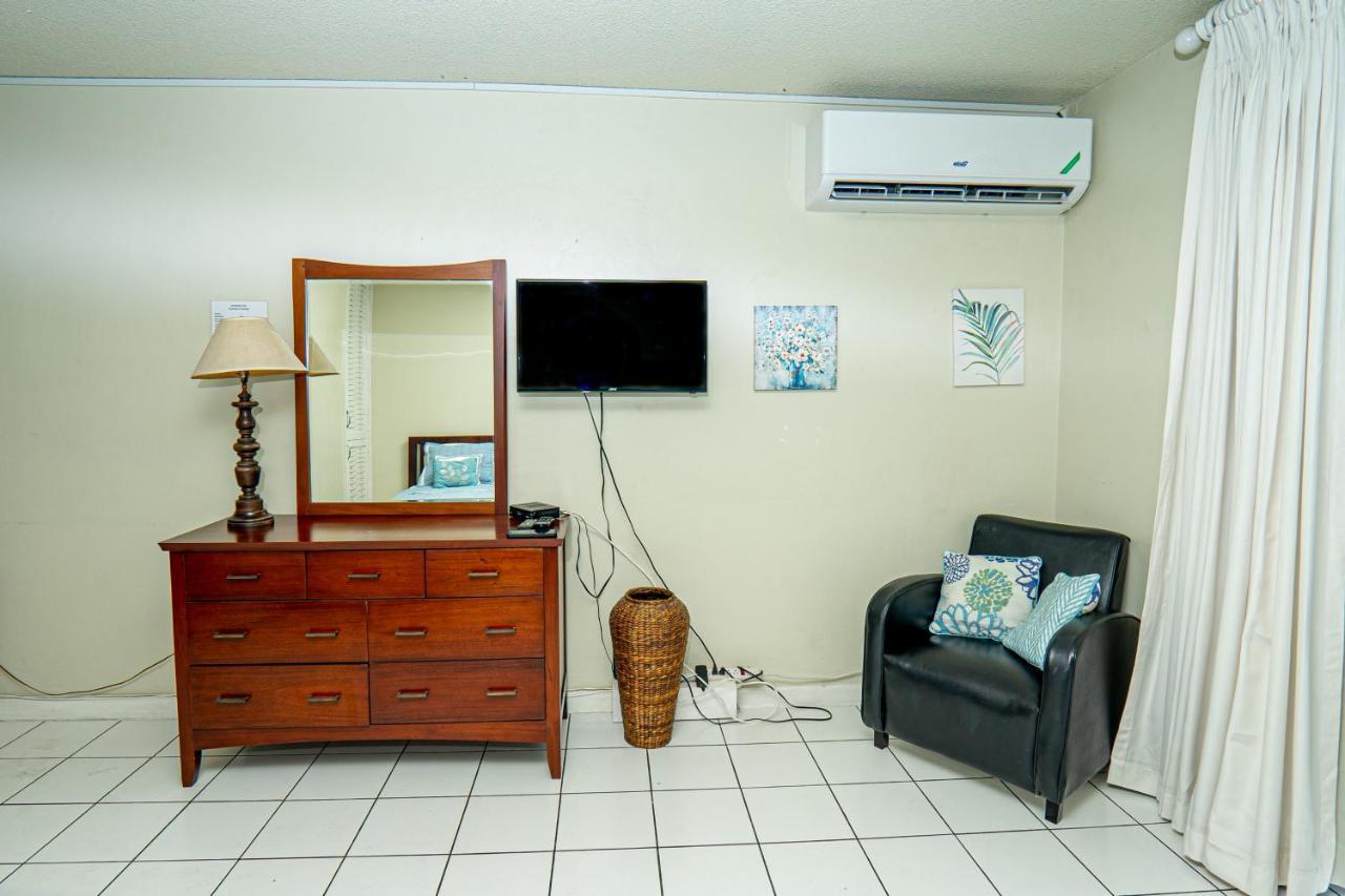 Welcome To Stunning Ocean Views At Studio 503 Монтего Бей Екстериор снимка