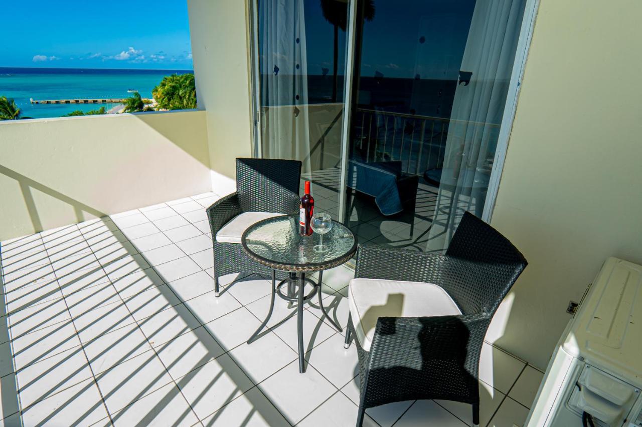 Welcome To Stunning Ocean Views At Studio 503 Монтего Бей Екстериор снимка