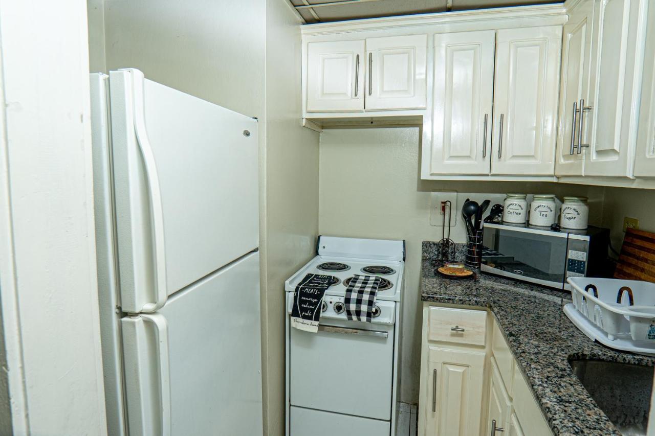 Welcome To Stunning Ocean Views At Studio 503 Монтего Бей Екстериор снимка
