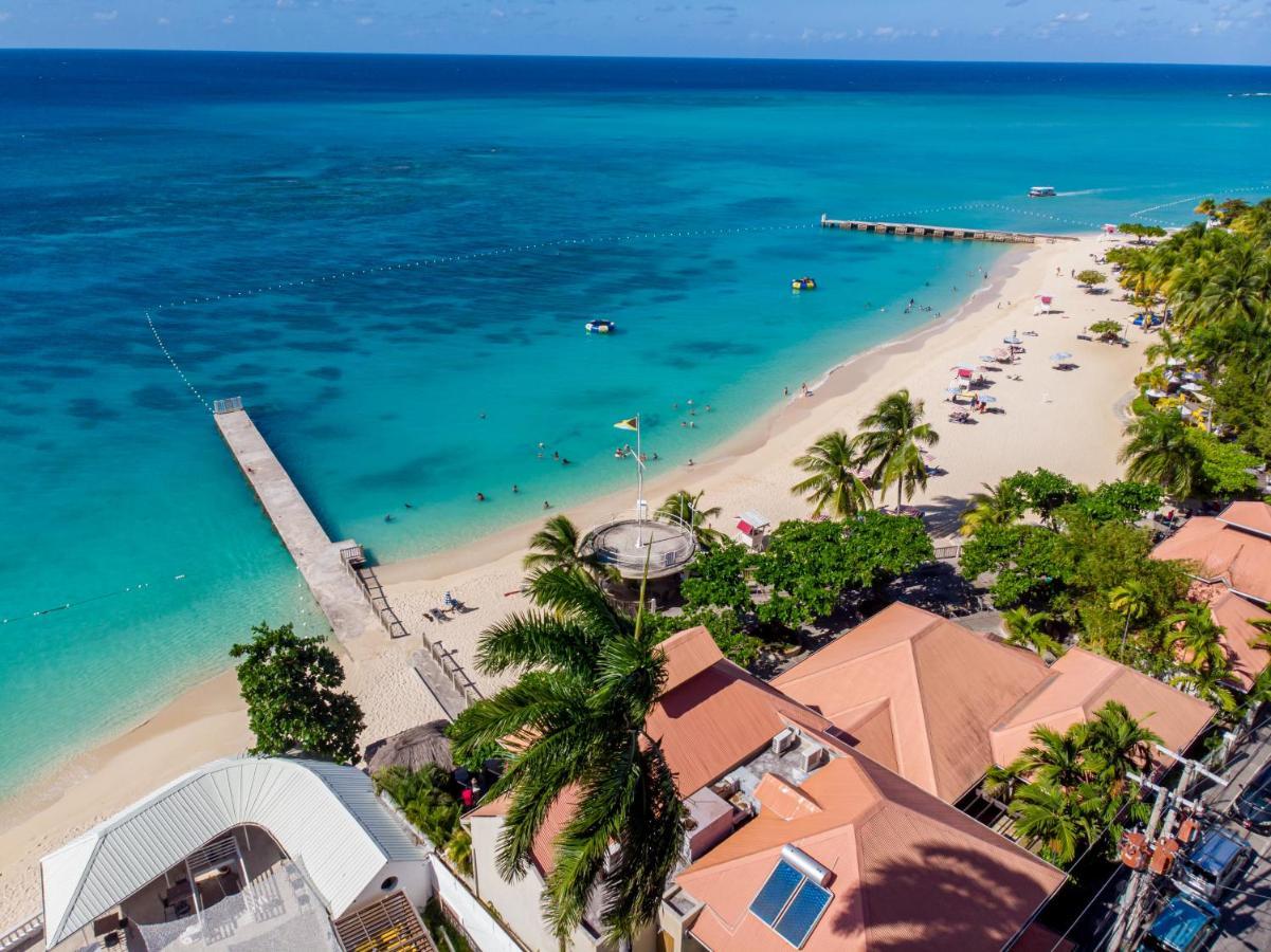 Welcome To Stunning Ocean Views At Studio 503 Монтего Бей Екстериор снимка